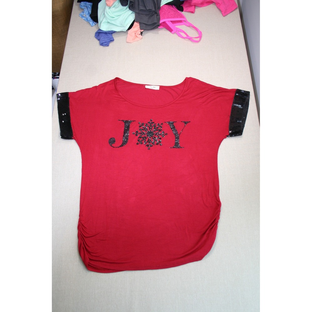Rue Juju Womens Red Joy Sequin Snowflake Christmas Holiday Top Small MY3277
